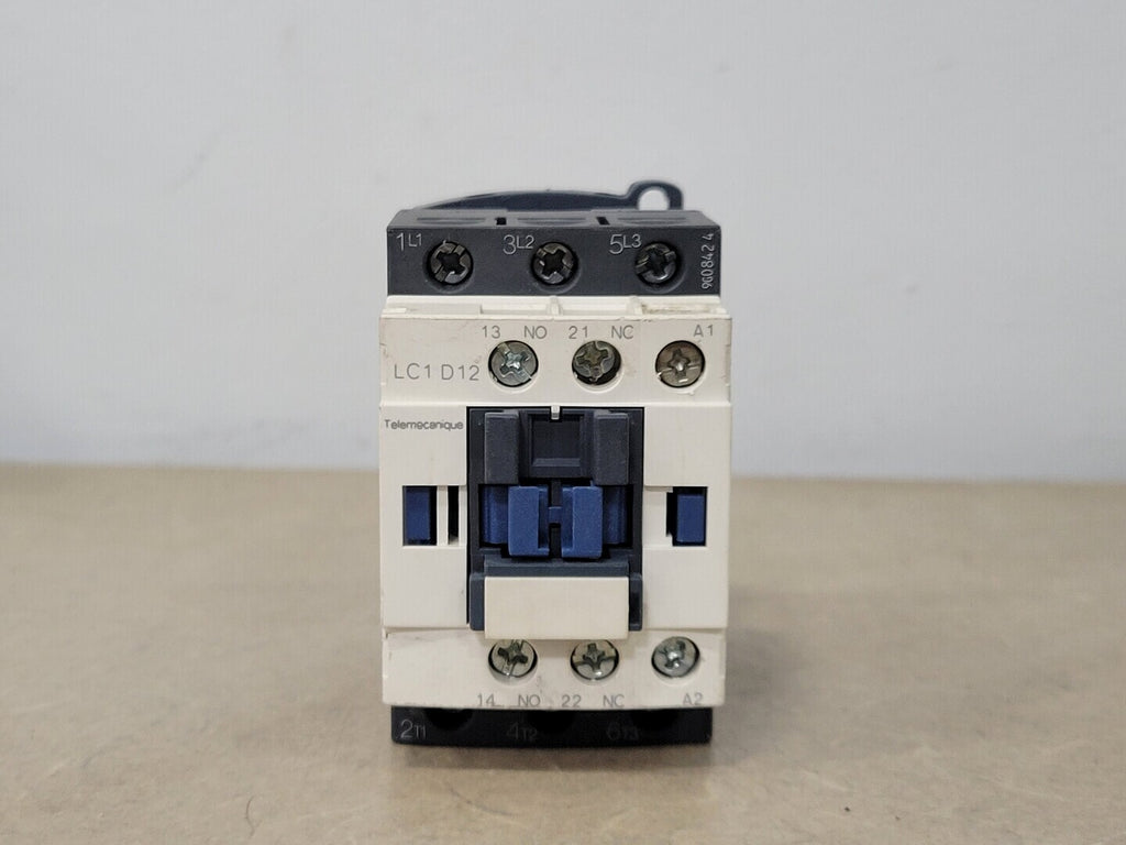 TELEMECANIQUE 12 Amp, 3 Pole, 1NO + 1NC Contactor LC1D12