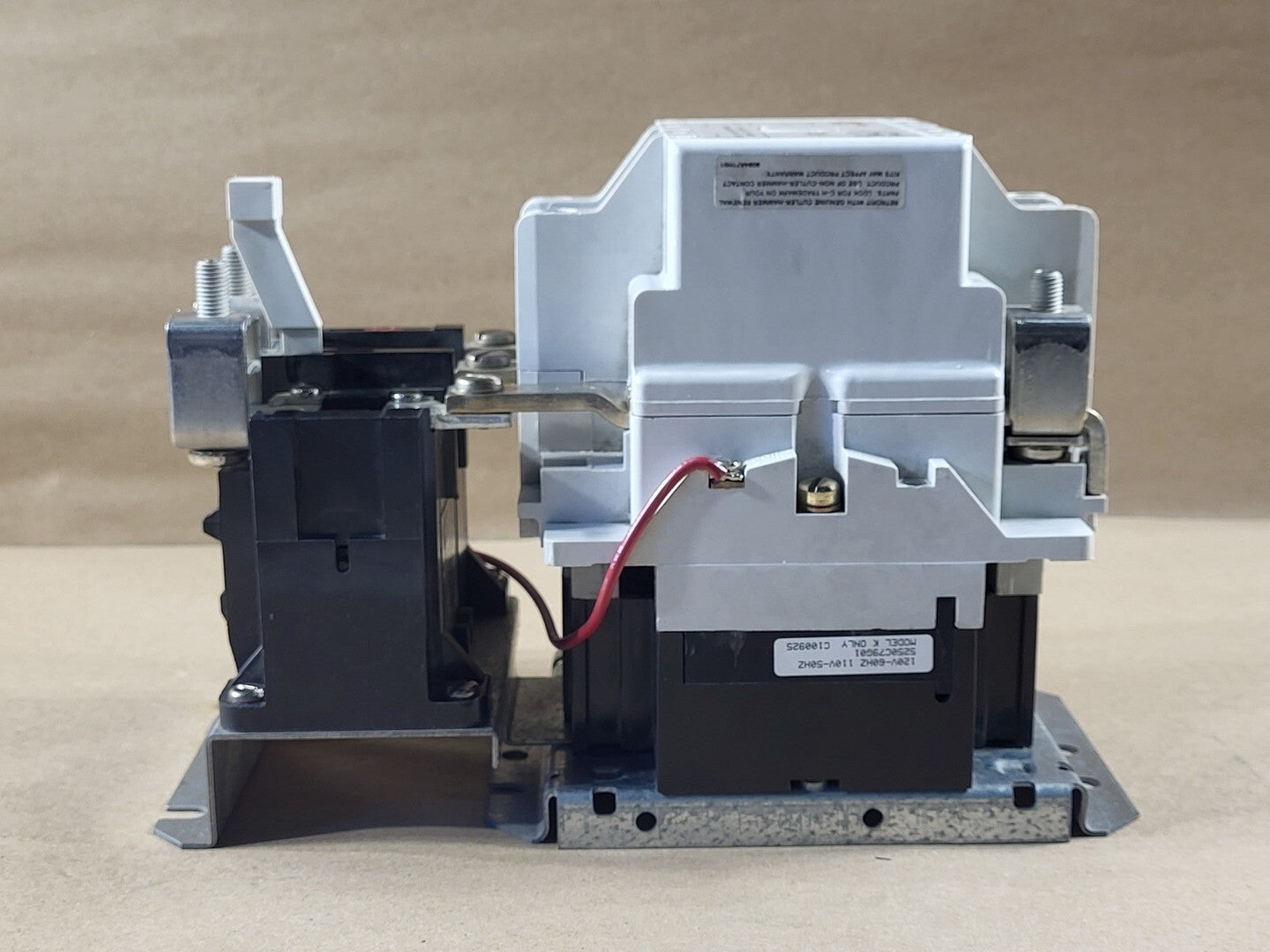 CUTLERHAMMER Motor Control Starter A200M4CAC Size 4 w/ Overload Relay