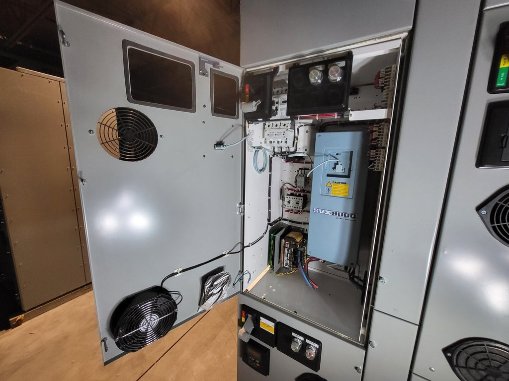 EATON 20 hp, 600 Volts, 3-Phase VFD SVX015A1-5A4N1 Bucket for Freedom 2100 MCC Frame