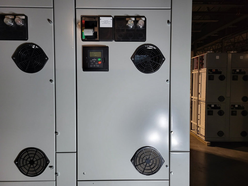 EATON 3 hp, 600 Volts, 3-Phase VFD SVX002A1-5A4N1 Bucket for Freedom 2100 MCC Frame