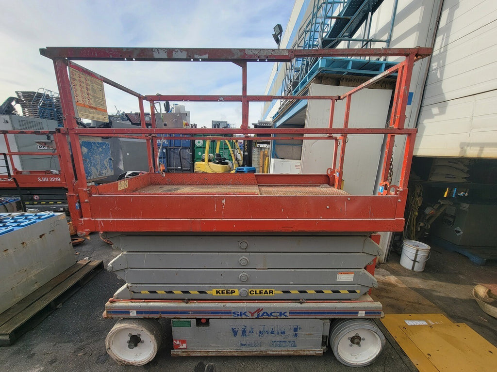 SKYJACK 38 ft Scissor Lift SJIII 4632