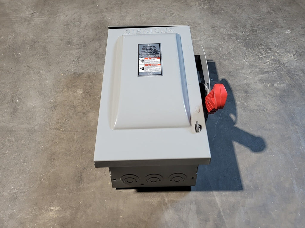 SIEMENS 30 Amp, 3 Pole, 600 Volts Heavy Duty Safety Switch HFC361R