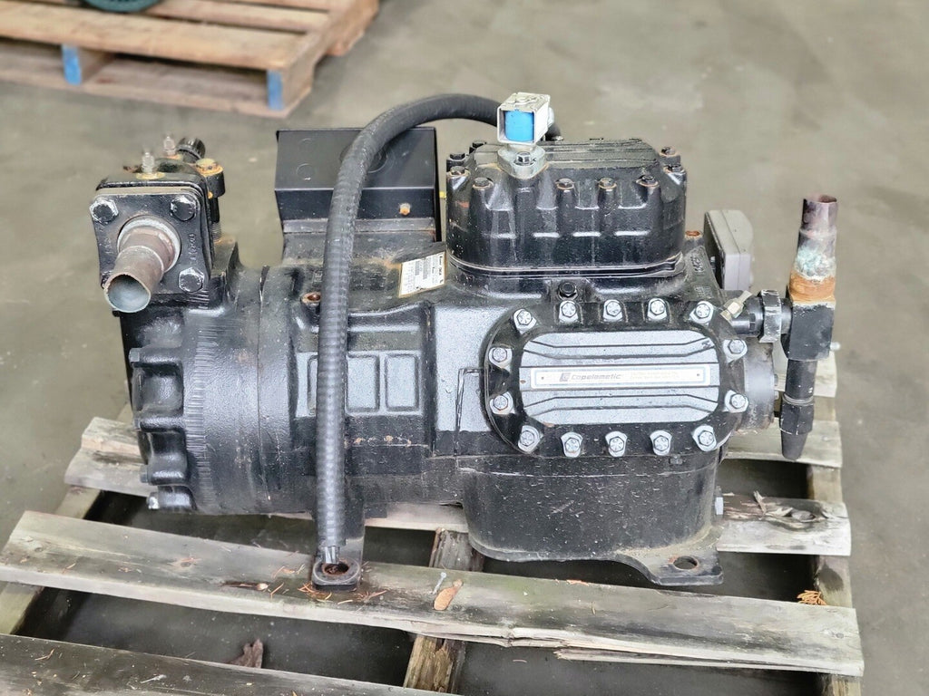 COPELAND 35 hp, 75.5 CFM, 300 PSI Refrigeration Duty Compressor 6DP3A3500TSE211