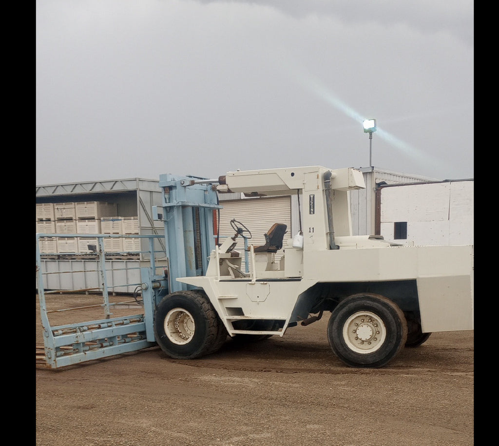 WIGGINS 33,000 lb 12 Pallet Forklift W33BY