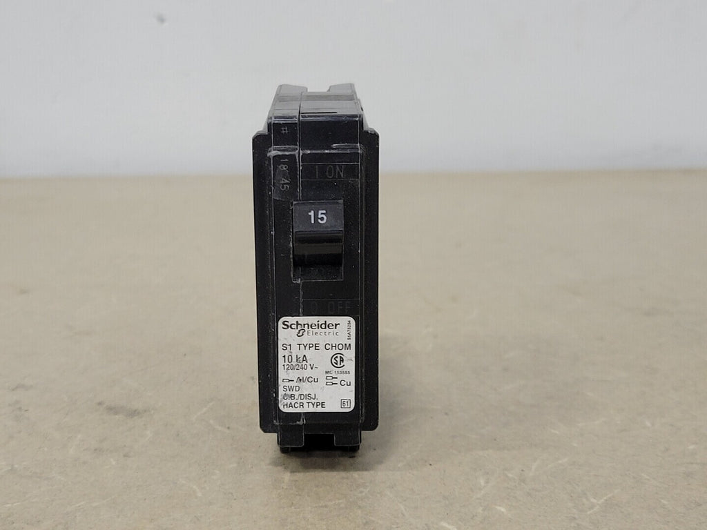 SCHNEIDER ELECTRIC 15 Amp, 1 Pole, 120/240 volts Circuit Breaker CHOM115