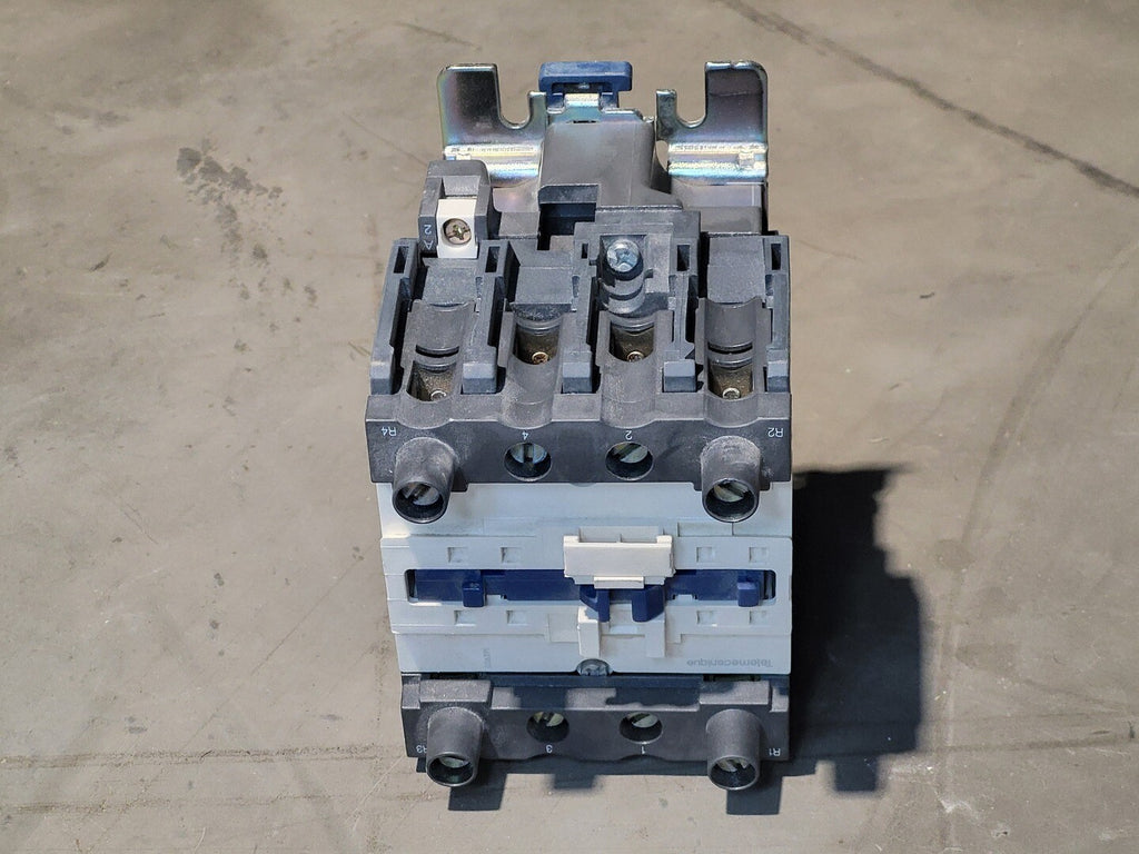 TELEMECANIQUE 60 Amp Contactor LC1D40008F7