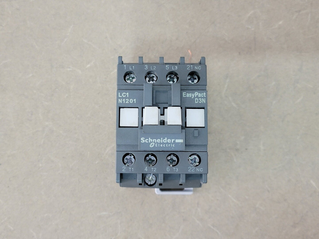 SCHNEIDER ELECTRIC 12 Amp, 3 Pole, 1NC, 24 VAC Coil Contactor LC1N1201B5