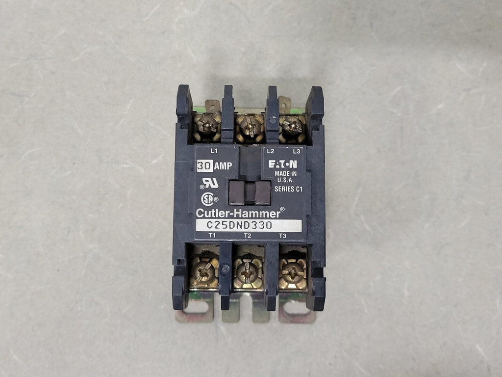 CUTLER-HAMMER 30 Amp, 3 Pole, 104-120 VAC Coil Contactor C25DND330