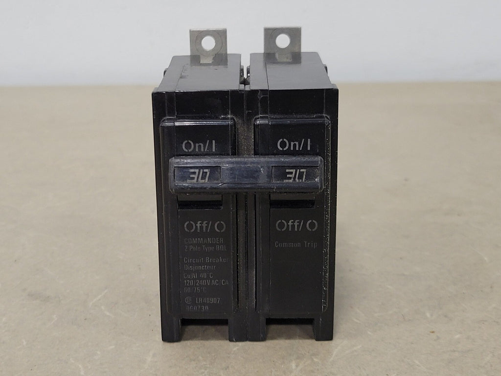 COMMANDER 30 Amp, 2 Pole, 120/240 Volts Circuit Breaker BQL230R