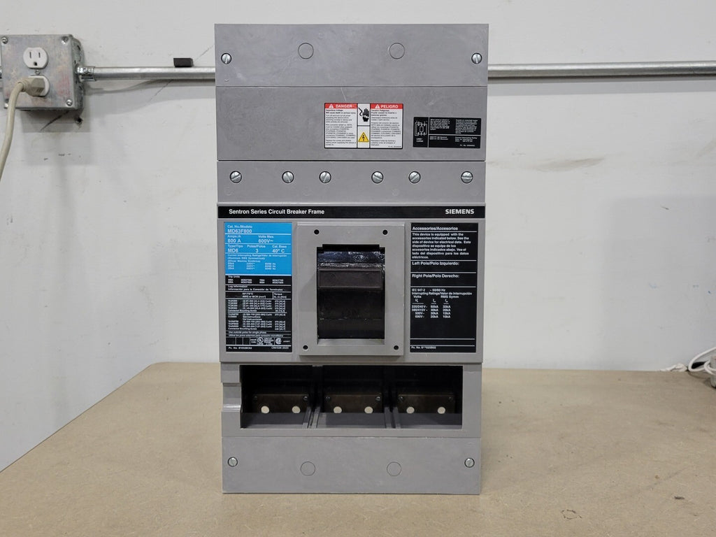 SIEMENS 800 Amp, 3 Pole, 600 Volts Circuit Breaker MD63F800