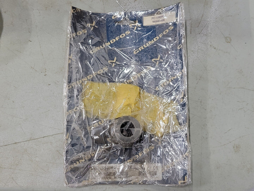 GRUNDFOS Connection Type Kit 96440468, 3 M30 PP