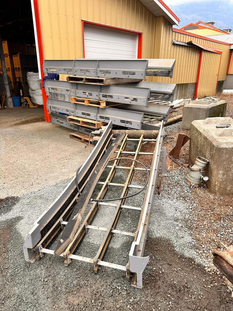 52 ft x 36 in. Conveyor w/ Electric Motor