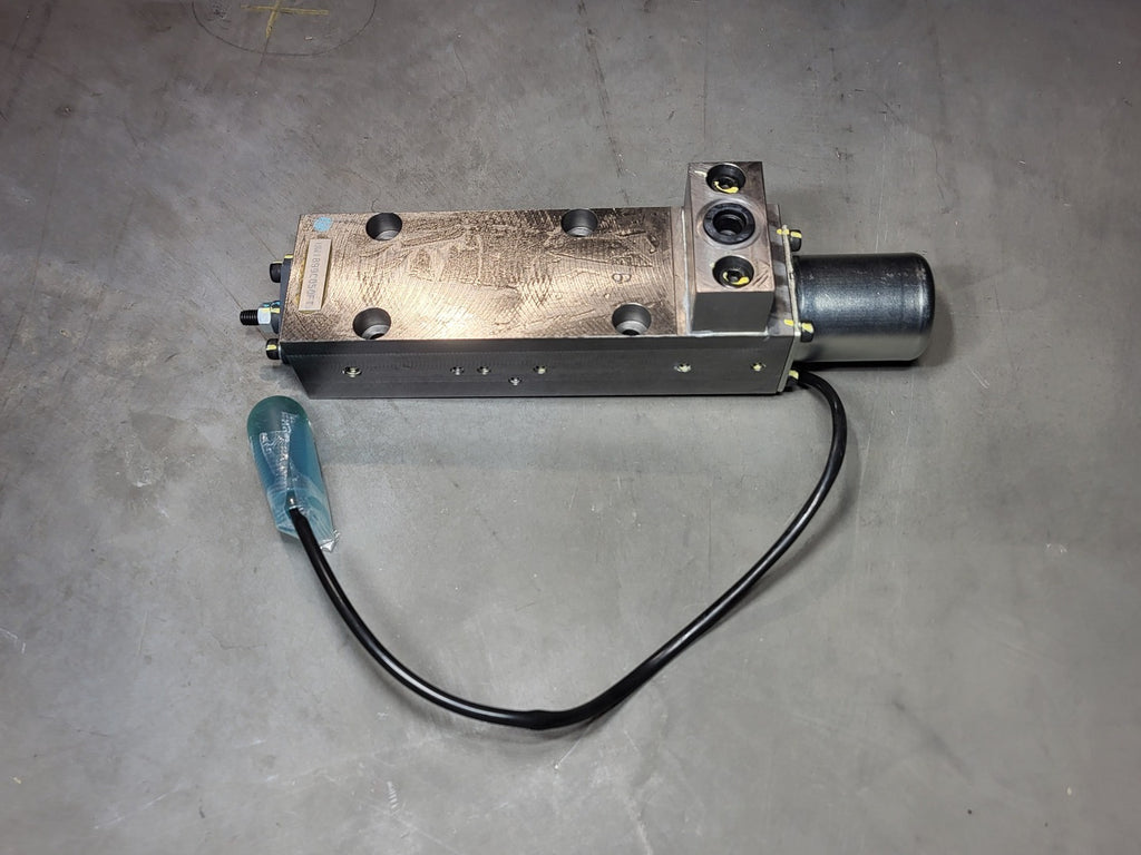 KOMATSU Valve Assembly 708-25-06760
