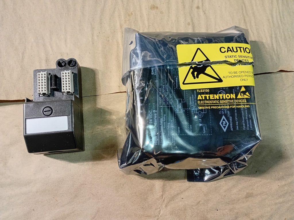 EMERSON DeltaV DO, 32Ch, 24VDC High Side VE4002S1T2B6