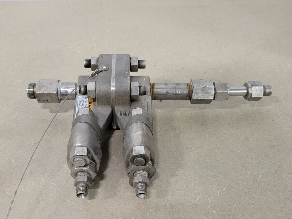 EMERSON Rosemount 1/2" Flow Meter Orifice 1195F005T1S0109CG2Q8J1
