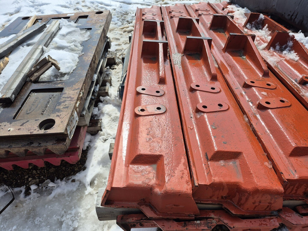 METSO Apron Feeder Pan Cast