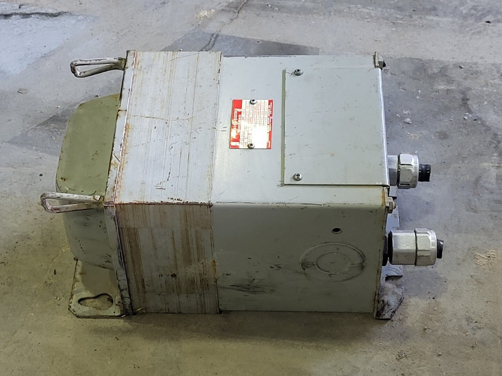 GENERAL ELECTRIC 5kVA Transformer 600 Pri. Volts, 120/240 Sec. Volts, 11M8