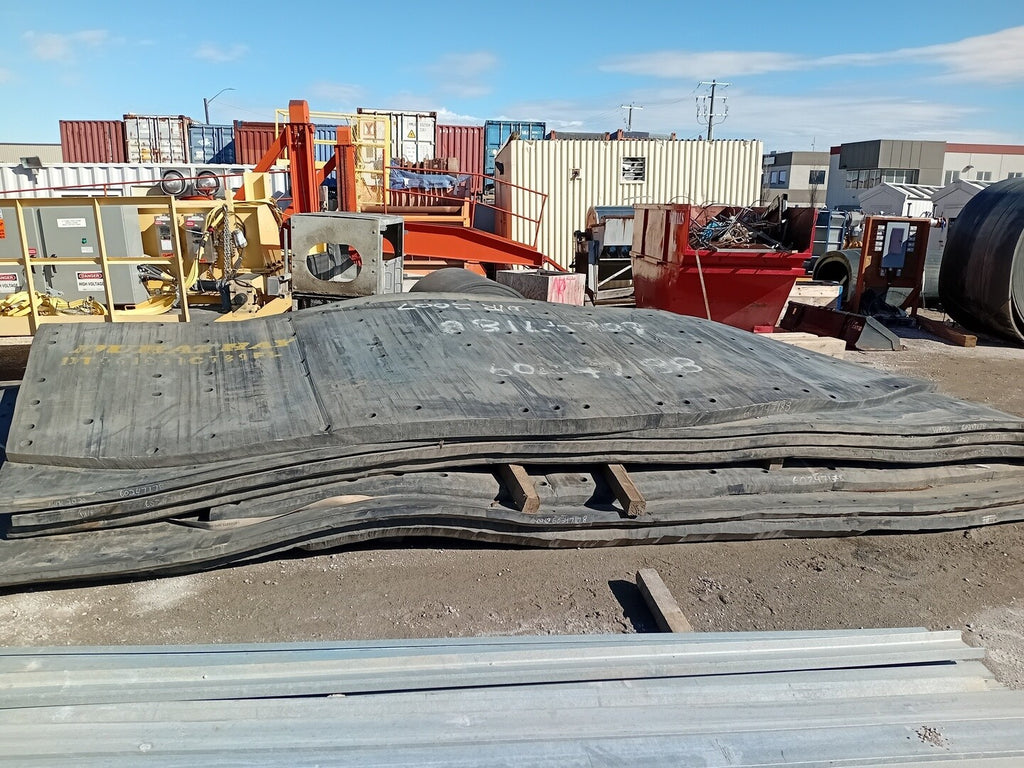 DURATRAY 6800 mm W,2430 mm LG Rubber Bullboard for CAT 789