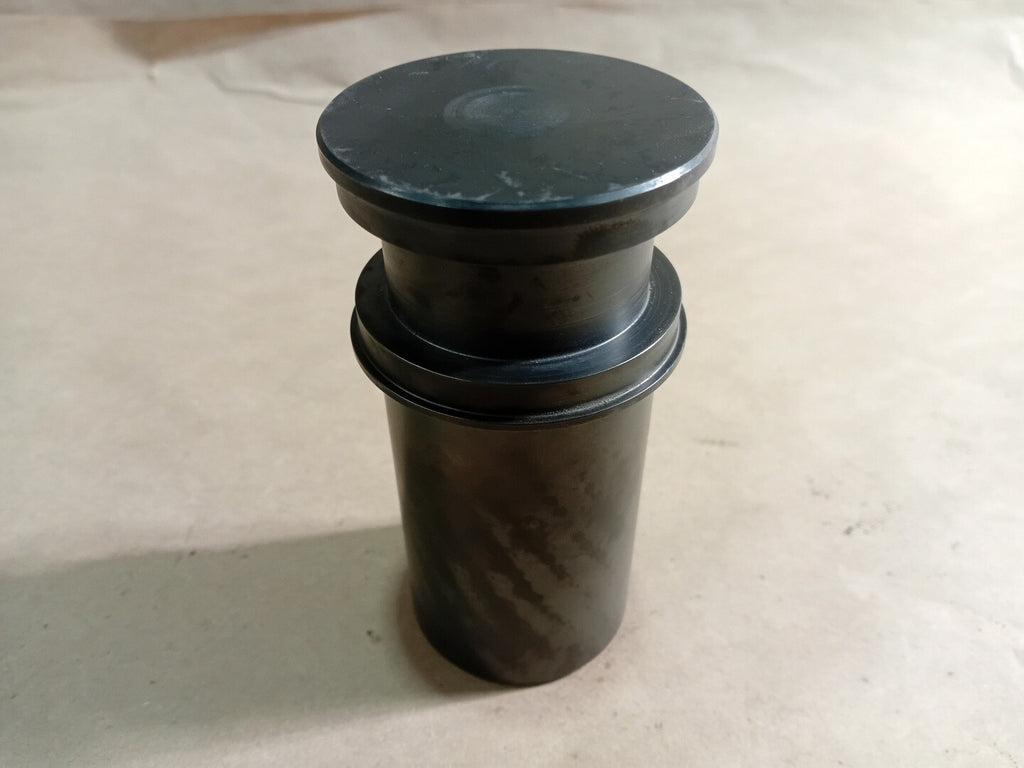 MACLEAN Piston Center Cylinder 1077052