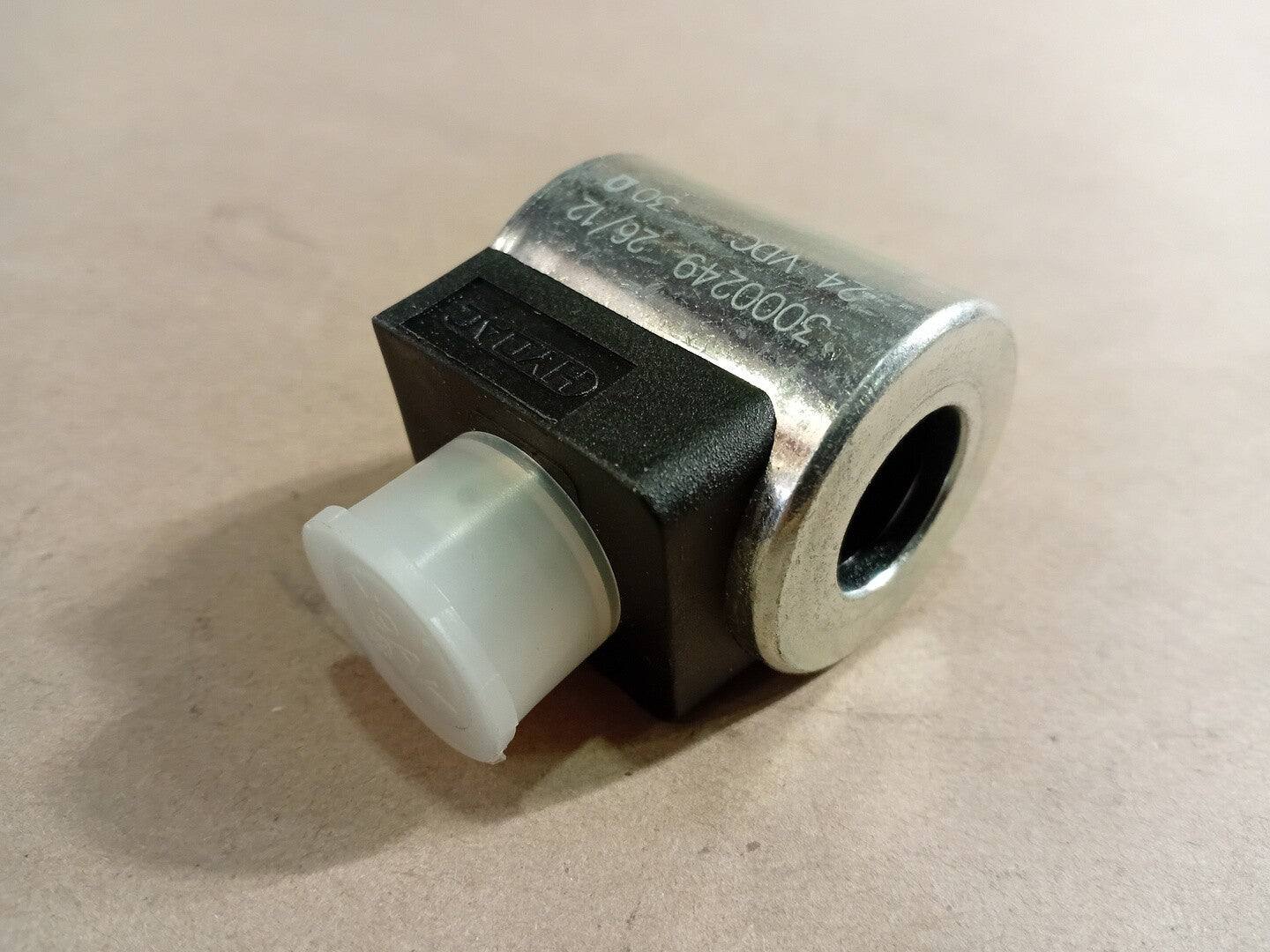 HYDAC 24 VDC, 30 OHM Solenoid Coil 3000249