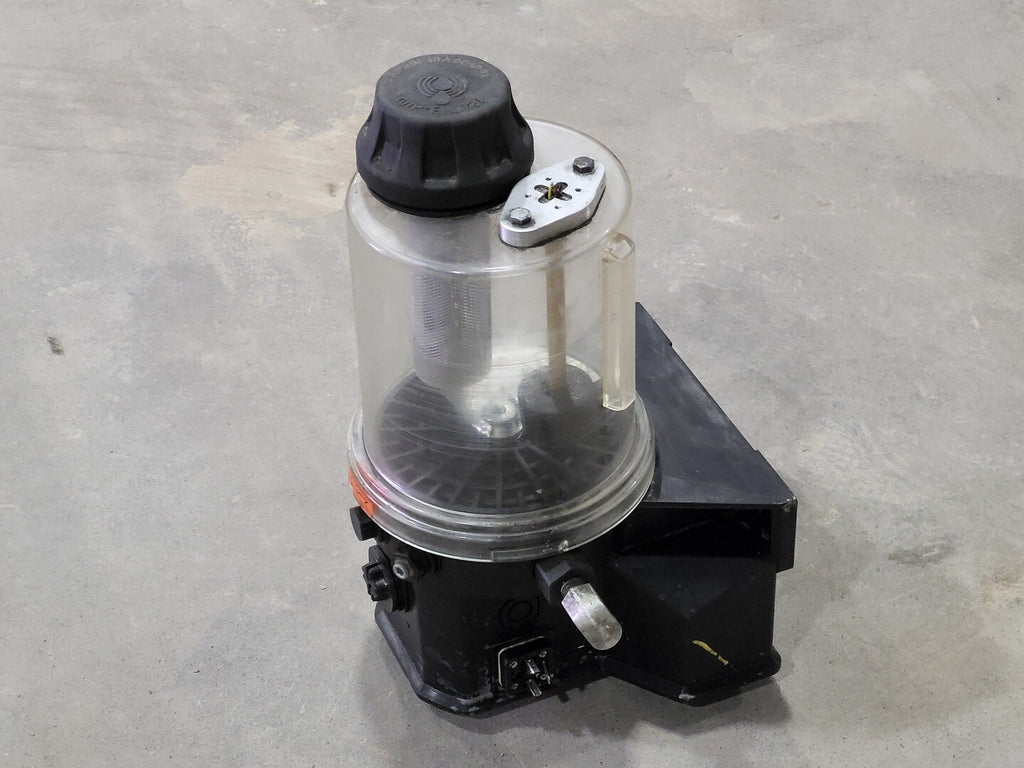 LINCOLN Lubrication Pump P203-2XN-1K6-24-1