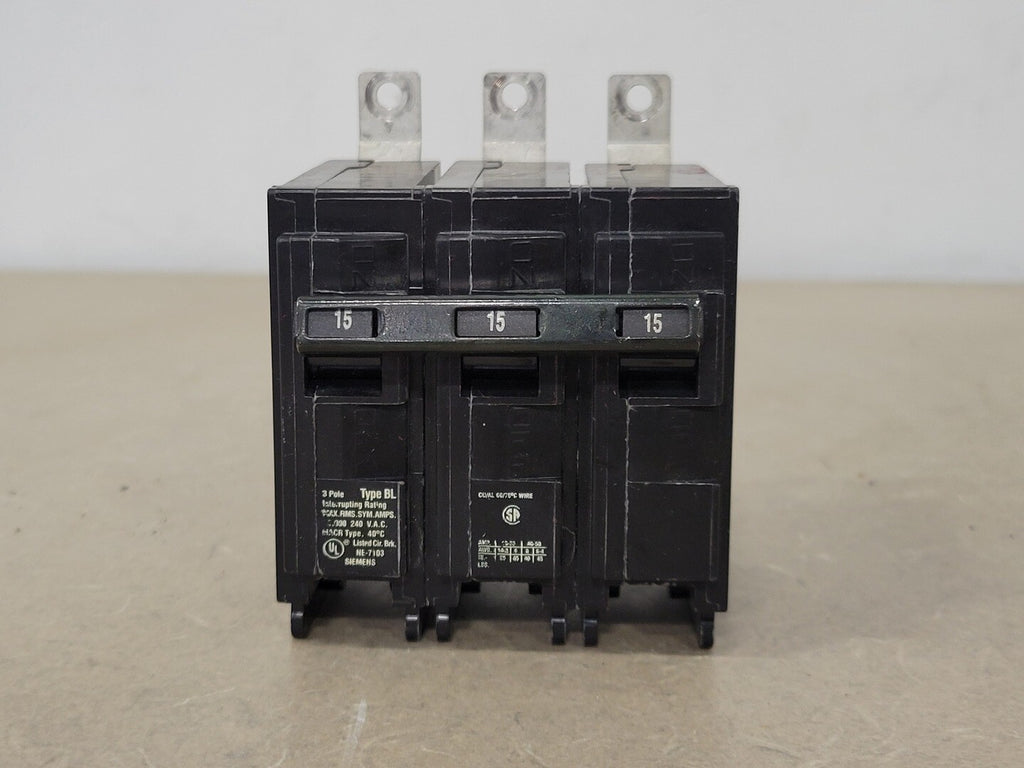 SIEMENS 15 Amp, 3 Pole, 240 Volts Circuit Breaker B315