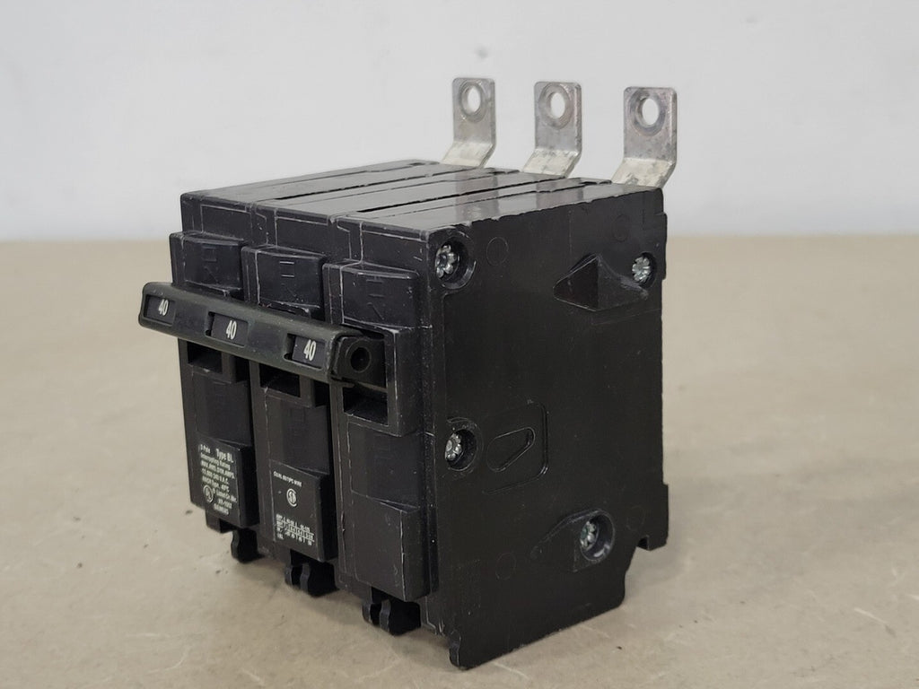 SIEMENS 40 Amp, 3 Pole, 240 Volts Circuit Breaker B340