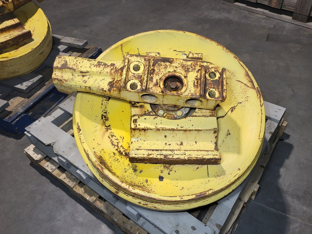 KOMATSU Front Idler 150-30-22118