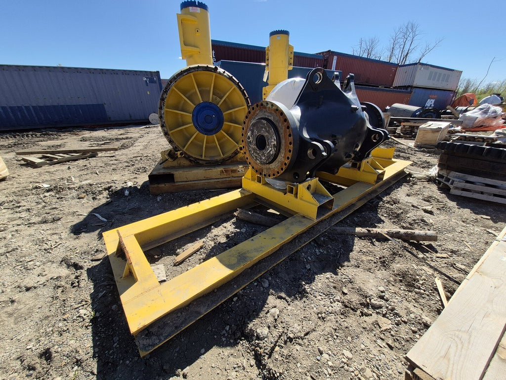 KOMATSU Rear Axle Housing 561-22-73114