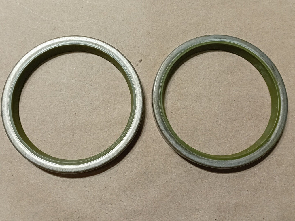 KOMATSU Dust Seal 419-09-11110 (Pack of 2)