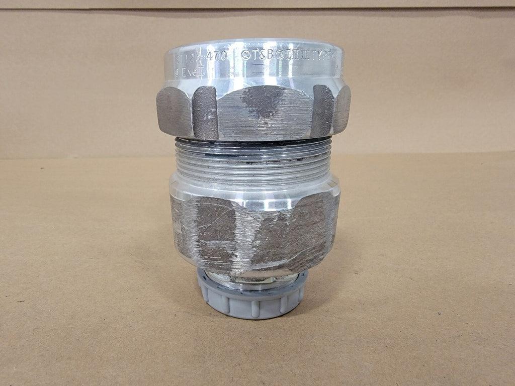 THOMAS & BETTS 1-1/4" Star Teck Cable Fitting ST125-470