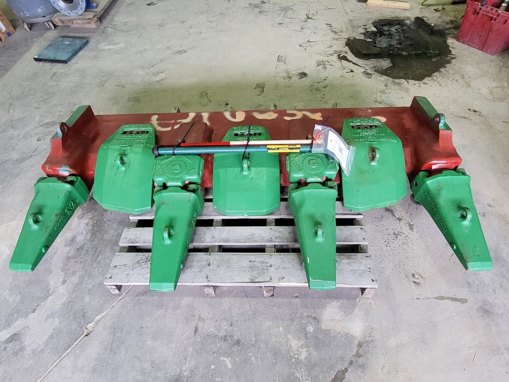 ESCO Super-V Bucket Blade/Teeth Assembly for Backhoe & Face Shovel 65SV2