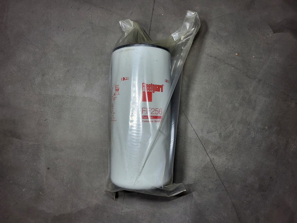 HITACHI YA00057818 Fuel Filter Element - Fleetguard FF256 / Cummins 3644985