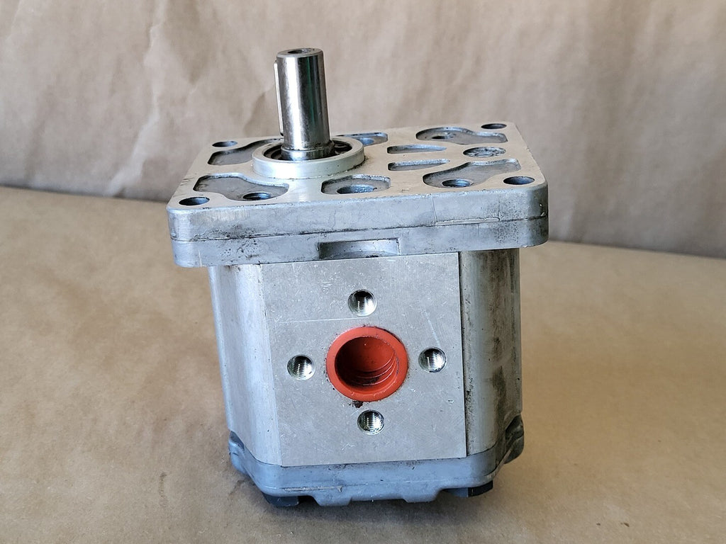 SAUER DANFOSS Hydraulic Gear Motor 121.19.018.00