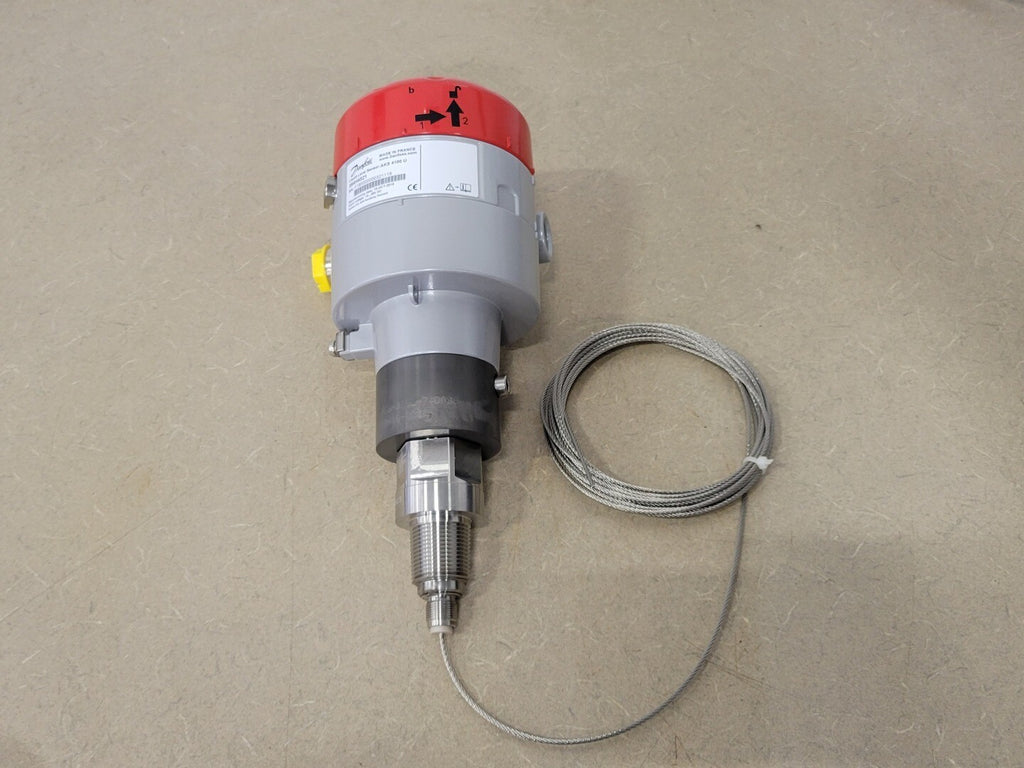 DANFOSS Liquid Level Sensor AKS 4100 U 084H4521