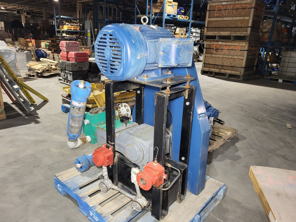 KERR 10 hp Plunger Pump KM-3250 w/ Suction and Discharge Stabilizers