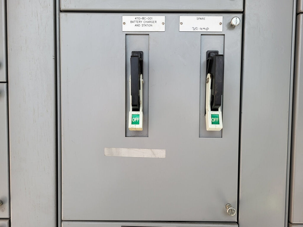 SIEMENS 40/20 Amp 3 Poles 600 Volts 3Ph Circuit Breaker CED63B040 CED63B020 MCC Bucket