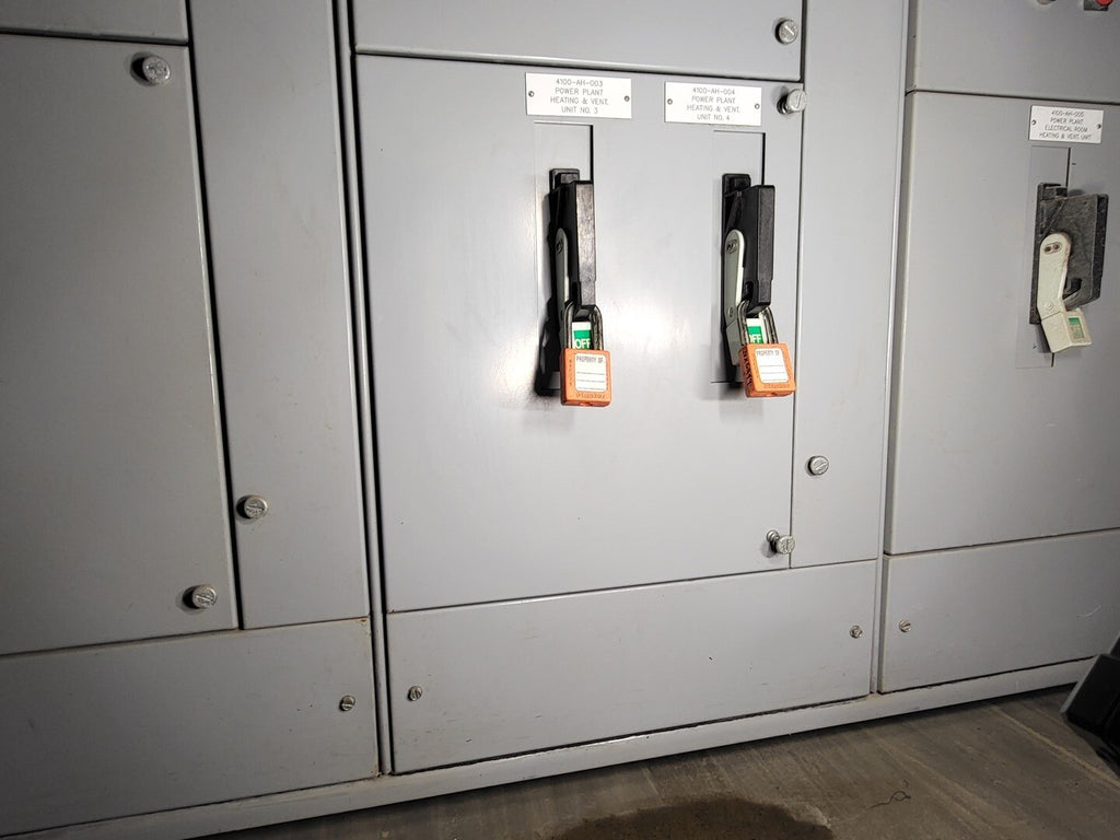 SIEMENS 40 Amp 3 Poles 600 Volts 3Ph Circuit Breaker CED63B040 MCC Bucket