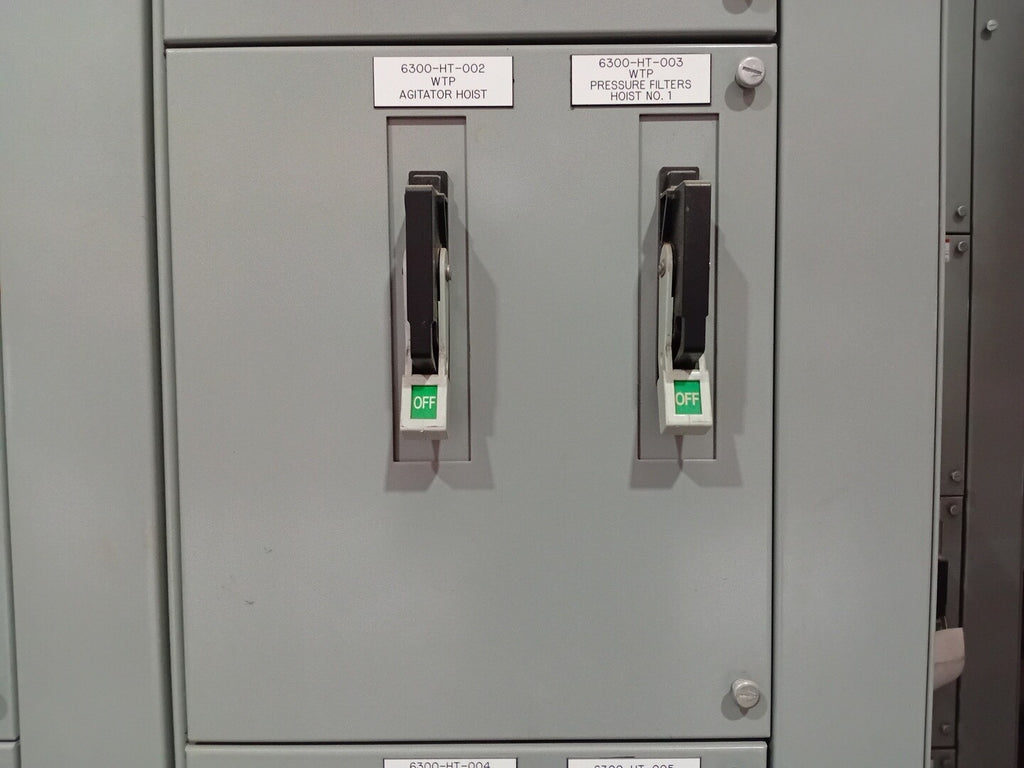 SIEMENS 15 Amp 3 Poles 600 Volts 3Ph Circuit Breaker CFD63B015, MCC Bucket