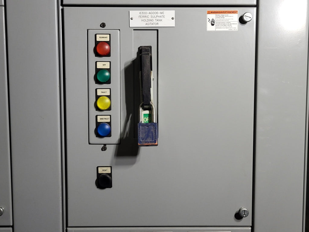 SIEMENS 1.5 hp 600V 3-Ph Motor Control Center Bucket 04FD