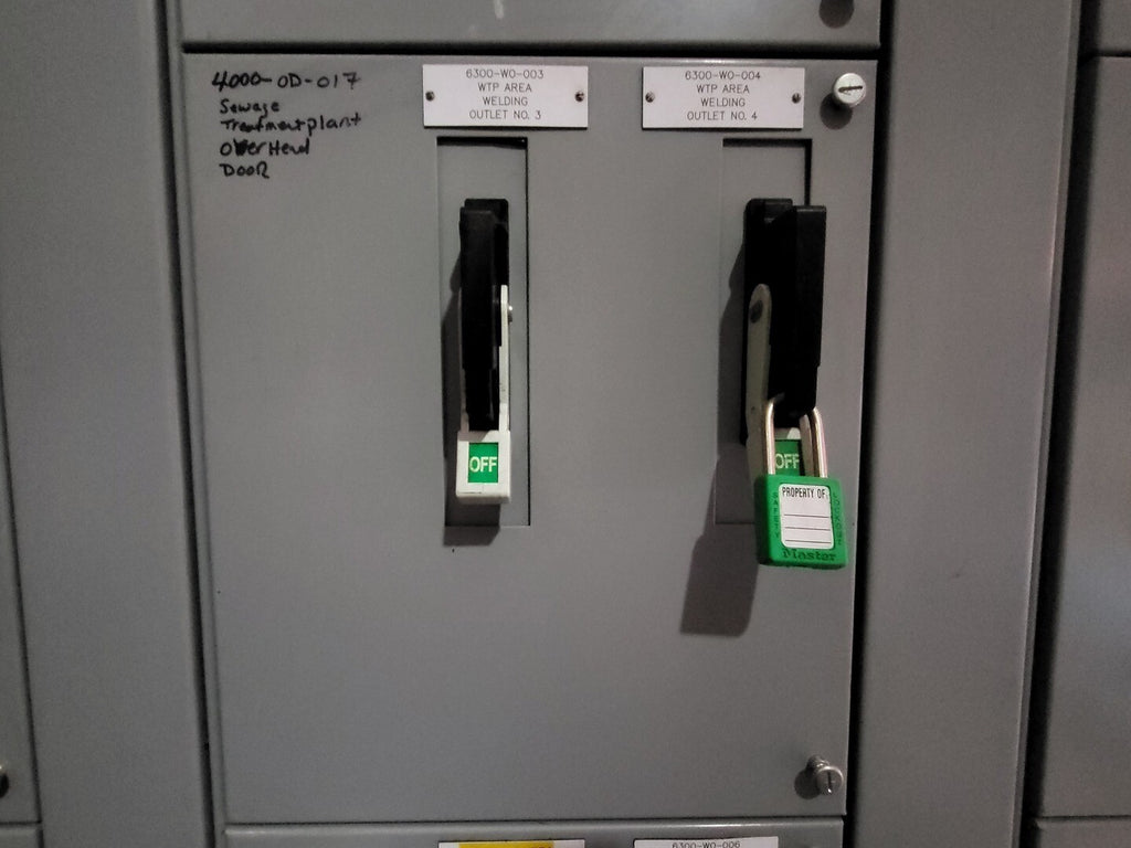 SIEMENS 60 Amp 3 Poles 600 Volts Circuit Breaker CED63B060, Tiastar MCC Bucket 