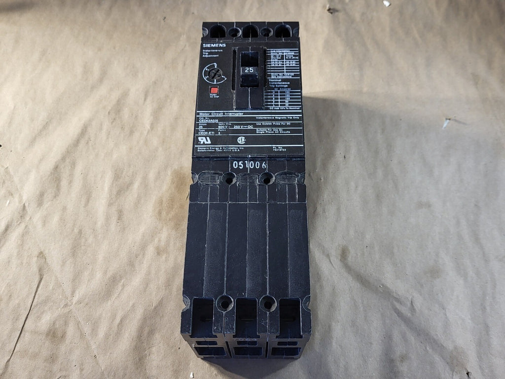 SIEMENS 25 Amp 3 Pole 600 volts Motor Circuit Interrupter CED63A025