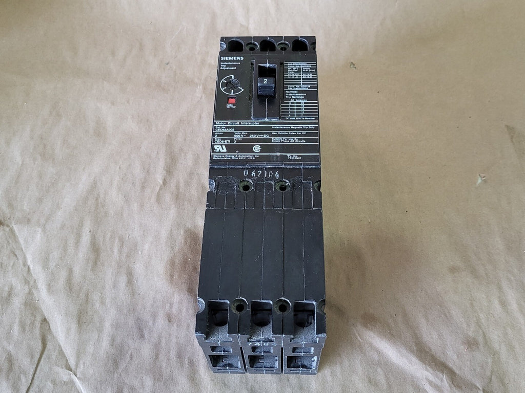 SIEMENS 2 Amp, 3 Pole, 600 volts Circuit Breaker CED63A002
