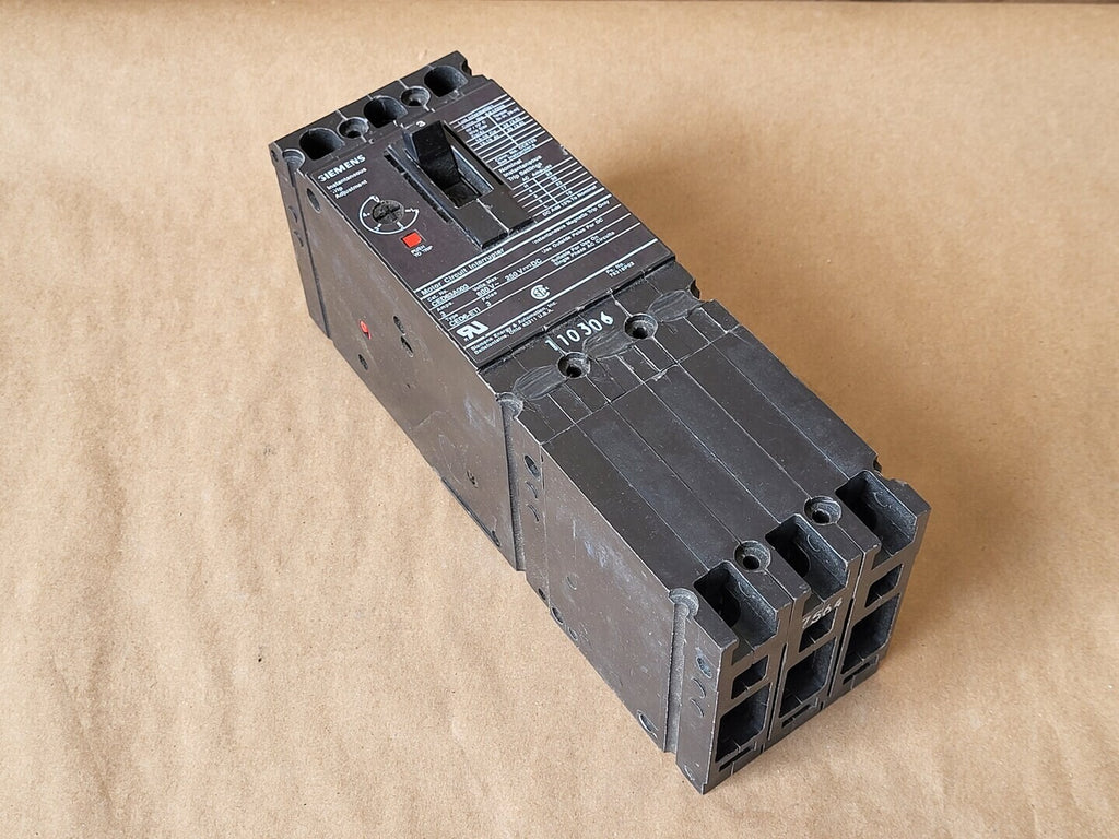 SIEMENS 3 Amp, 3-Pole, 600 Volt Circuit Breaker CED63A003