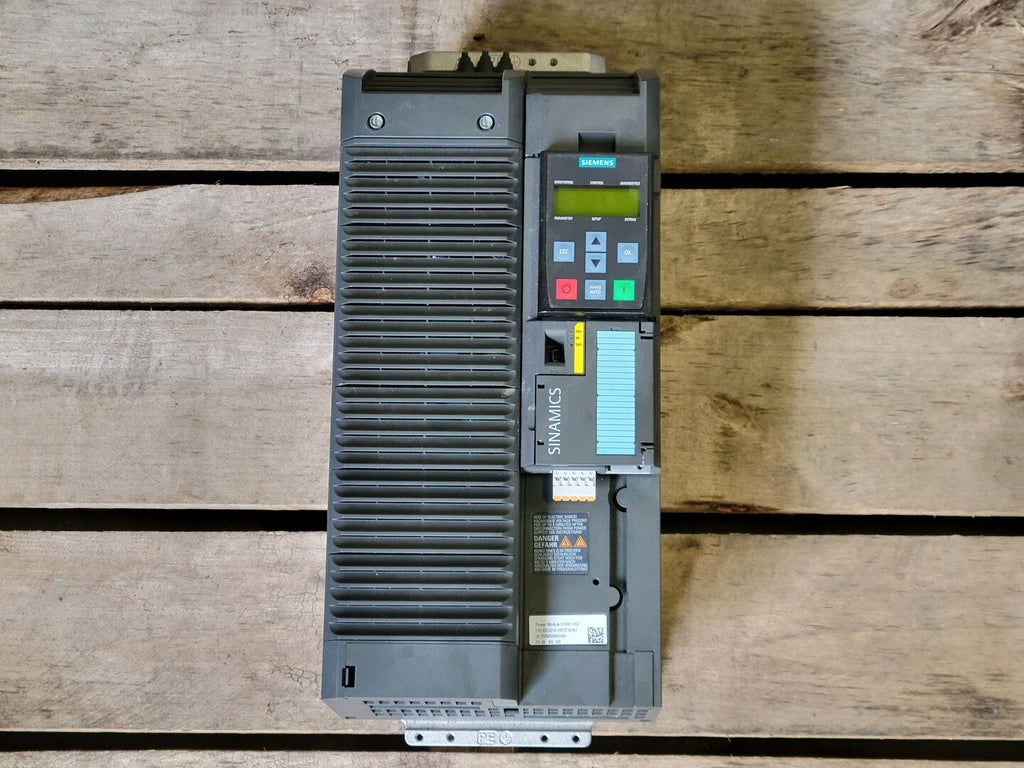 SIEMENS 37kW, 3AC, 380-480 volts Variable Frequency Drive G120C USS