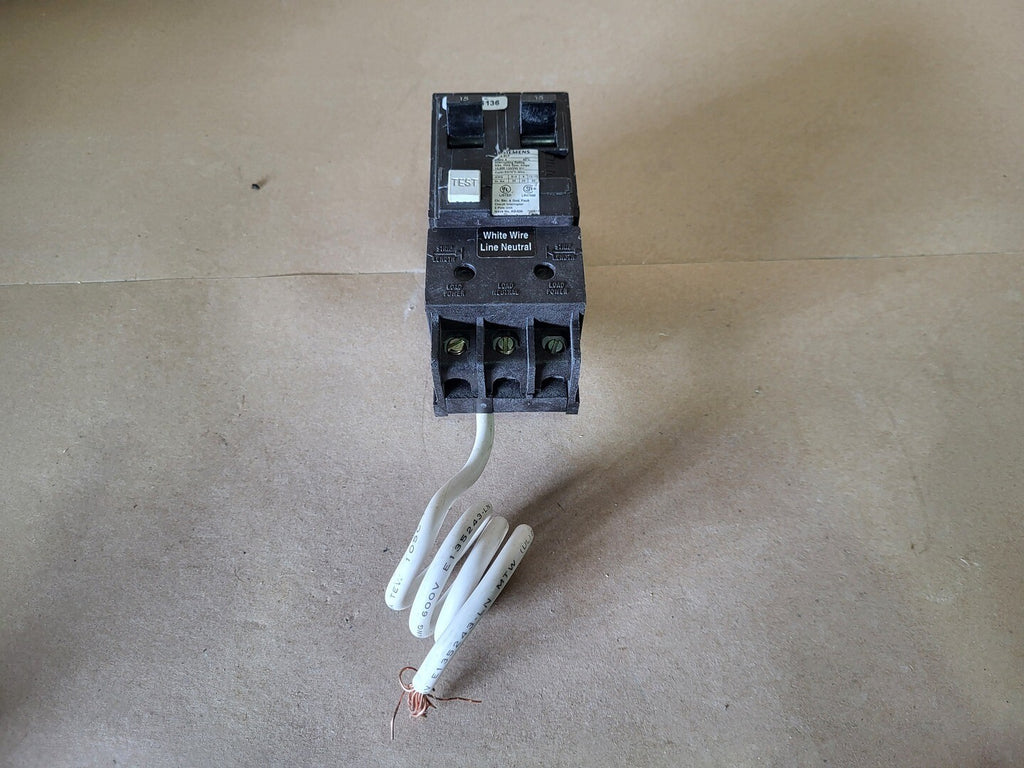 SIEMENS 15 Amp 2 Pole 120/240 Volts GFCI Circuit Breaker BF215