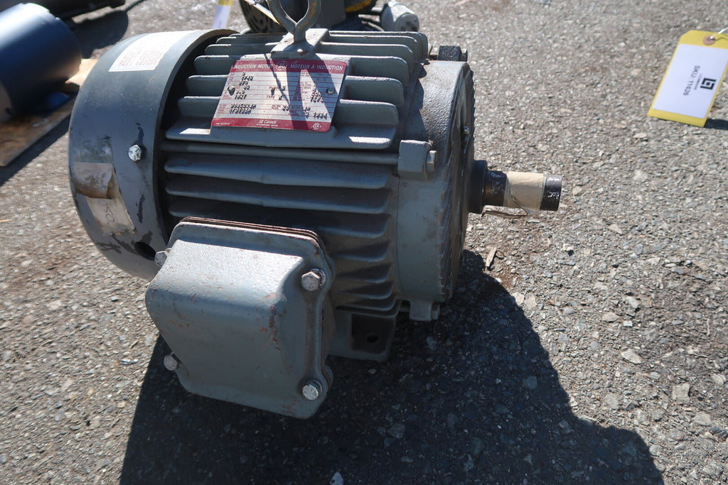 GENERAL ELECTRIC 3 hp, 575 volts, 1740 rpm, 182T Electric Motor 1F3135P