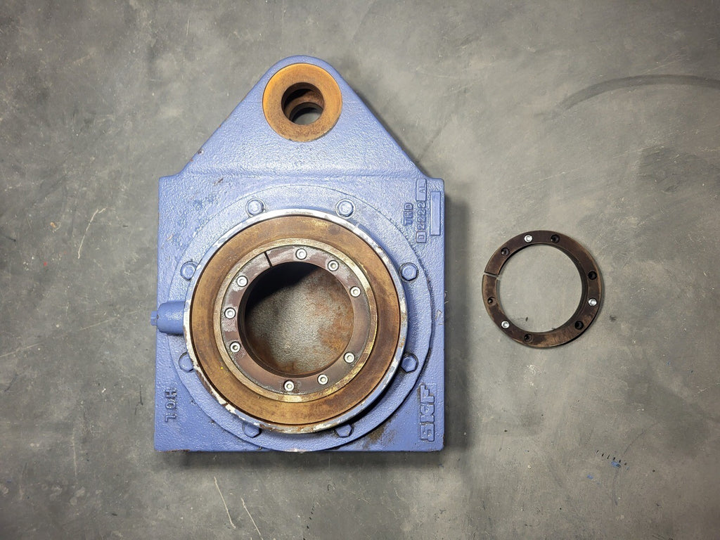 SKF Spherical Roller Bearing THDD 2222 AL w/ Adapter Ring