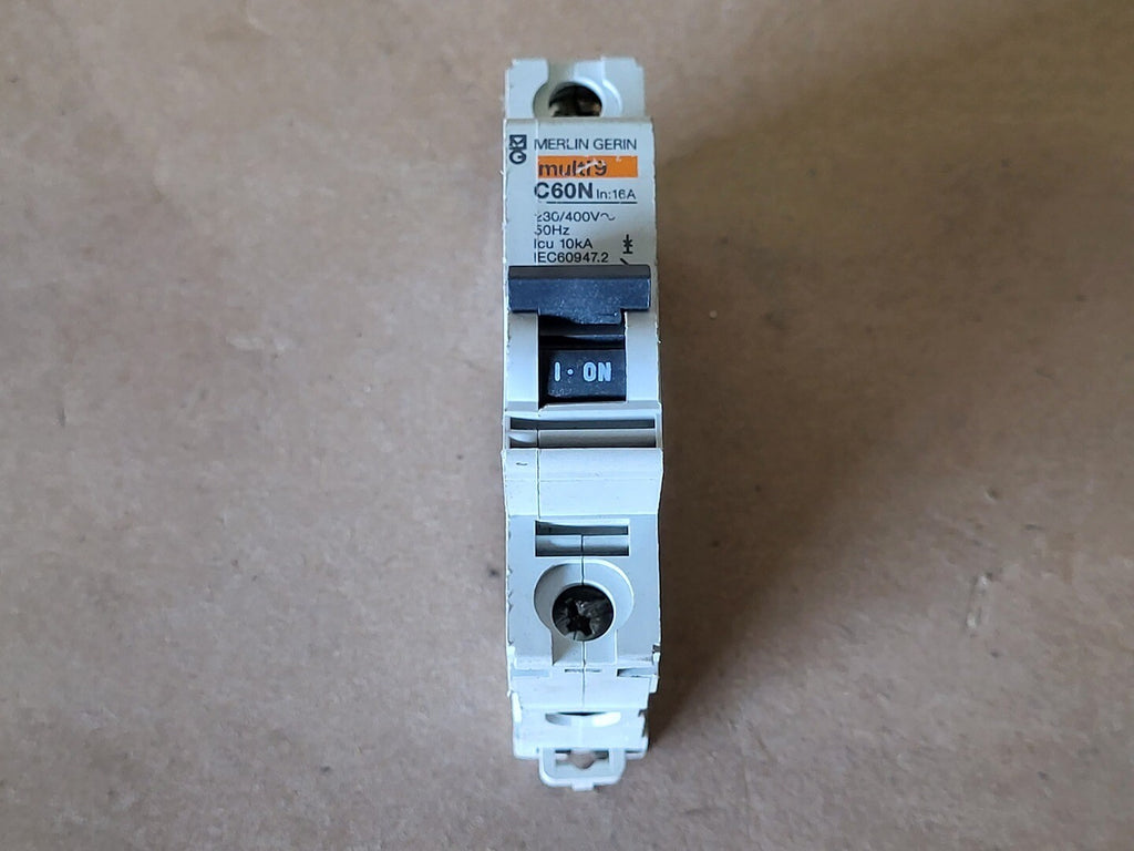MERLIN GERIN 16 Amps 1-Pole 230/400 volts Circuit Breaker C60N