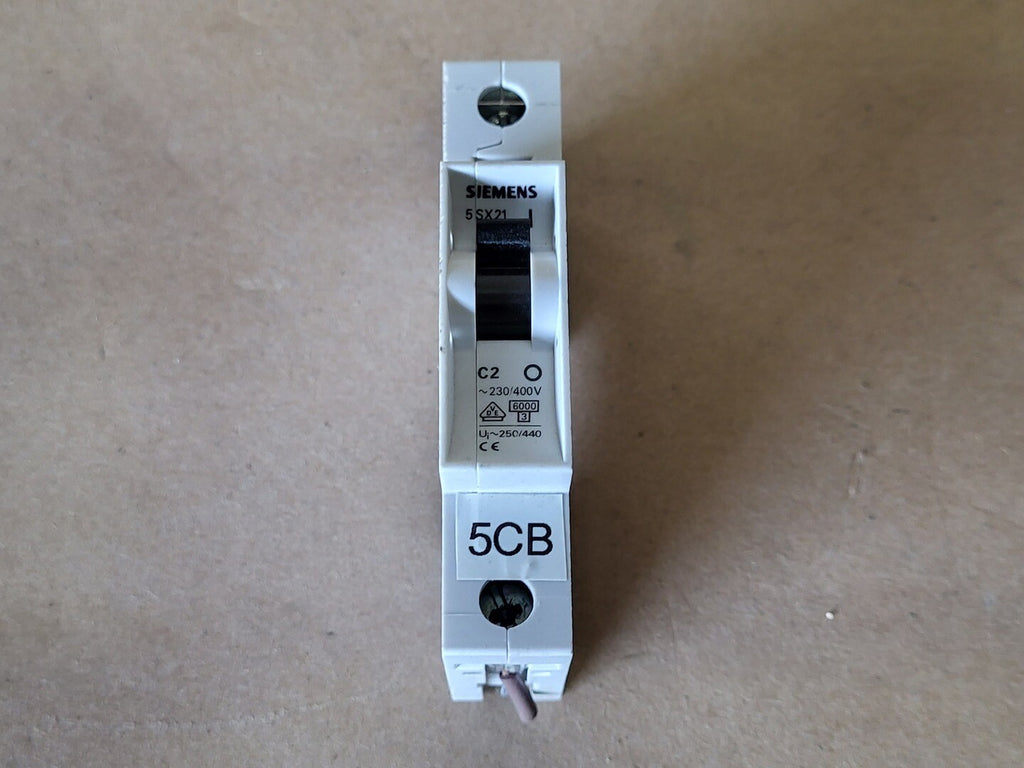 SIEMENS 2 Amps 1-Pole 230/400 volts Circuit Breaker 5SX21 C2